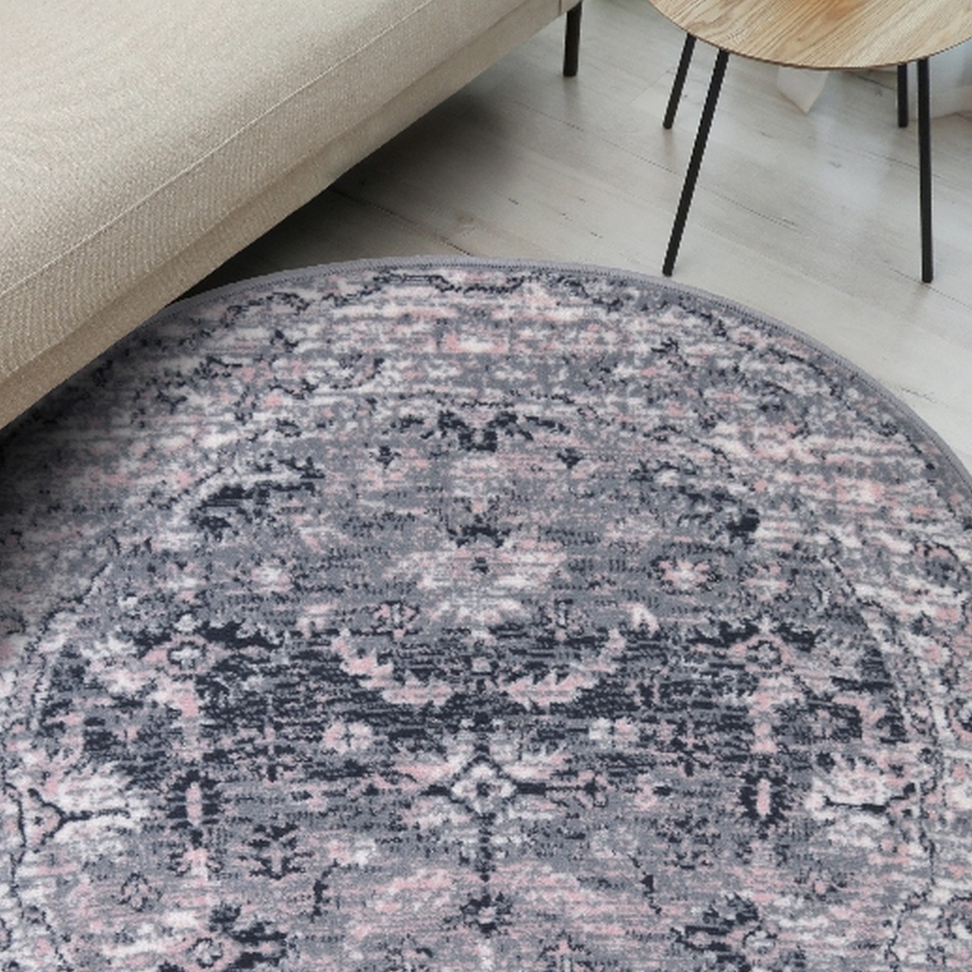 Maestro New Trad Traditional Vintage Circle Rugs In Grey Pink